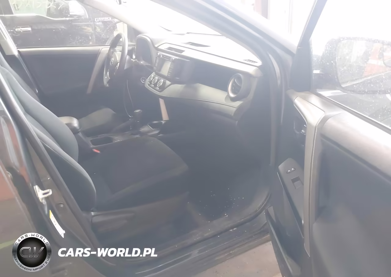 2017 Toyota Rav4 Le VIN:2T3BFREV5HW656167 - 5