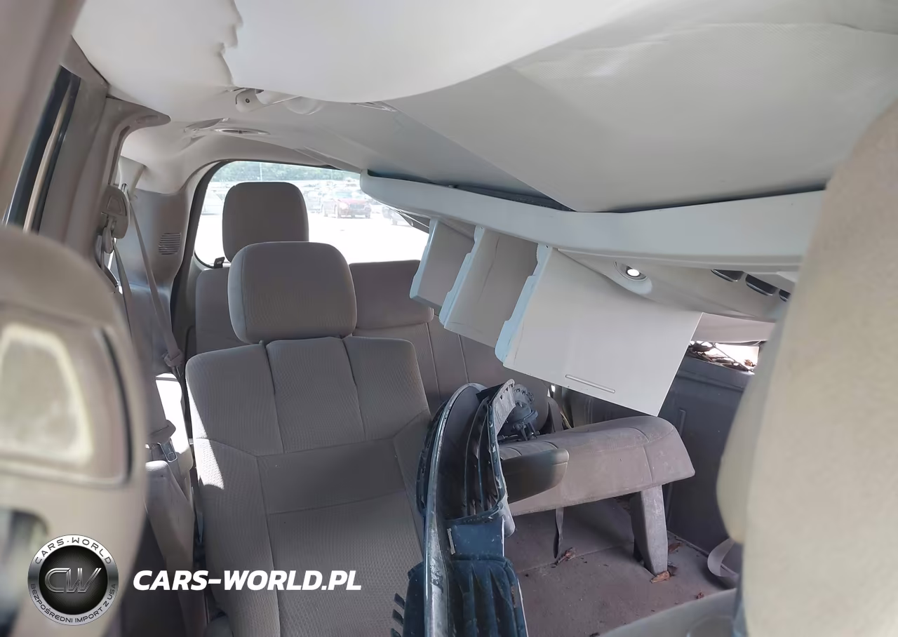 2011 Chrysler Town & Country Touring VIN:2A4RR5DG1BR798772 - 8
