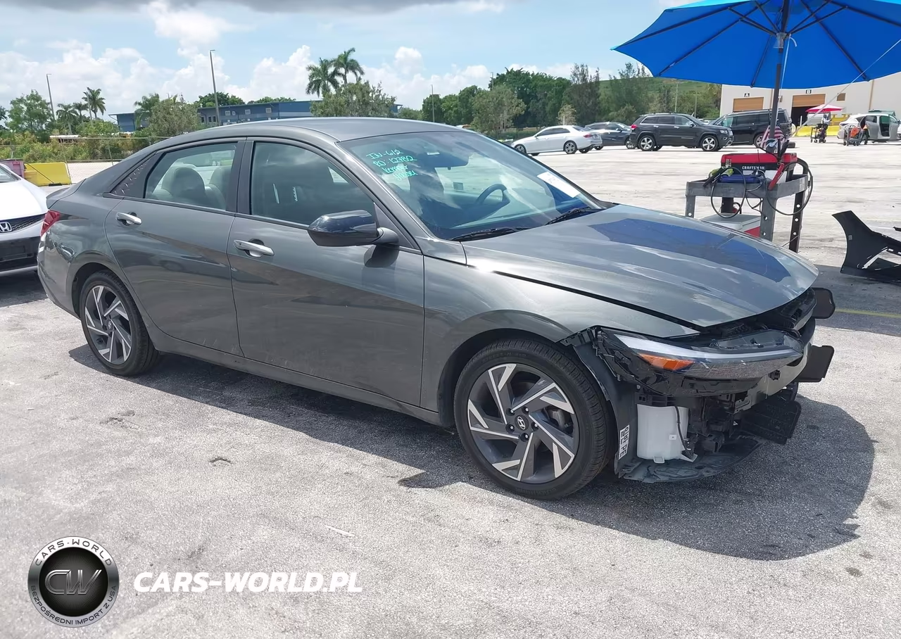 2025 Hyundai Elantra Sel Sport – zdjęcie 1 z 17