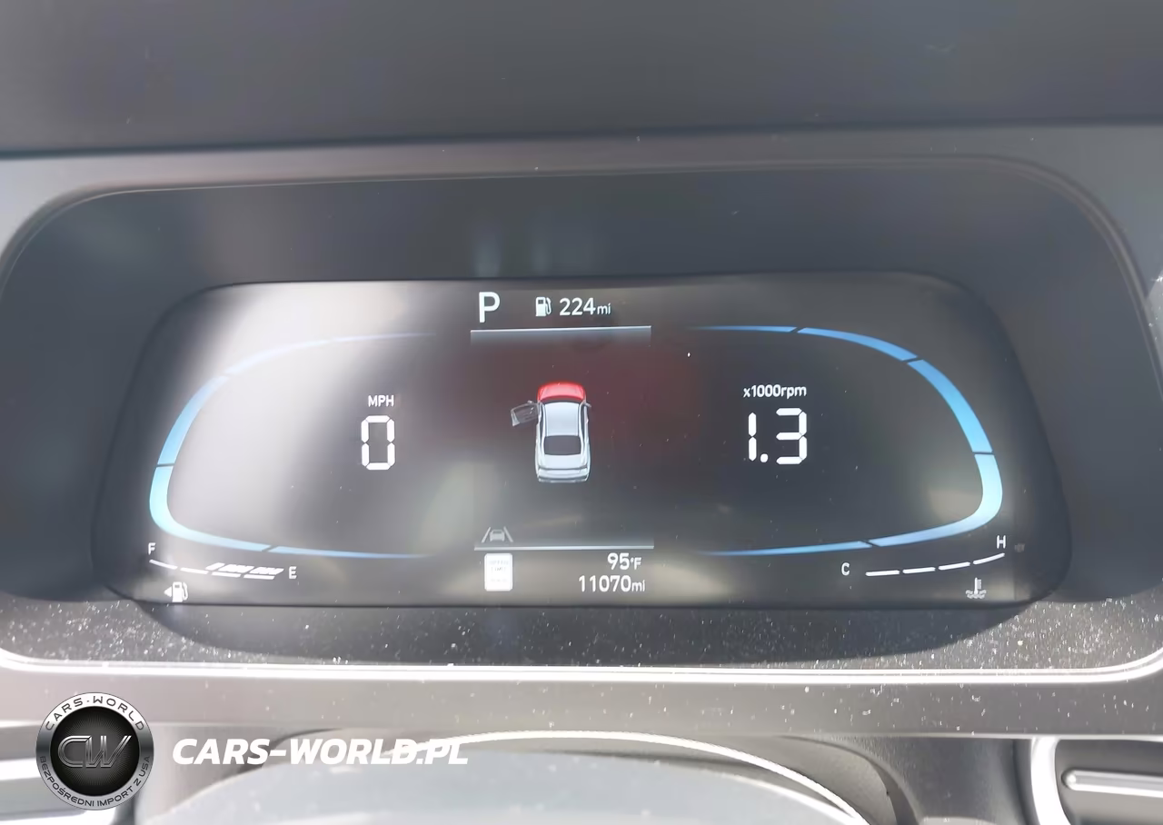 2025 Hyundai Elantra Sel Sport VIN:KMHLM4DG0SU048900 - 7