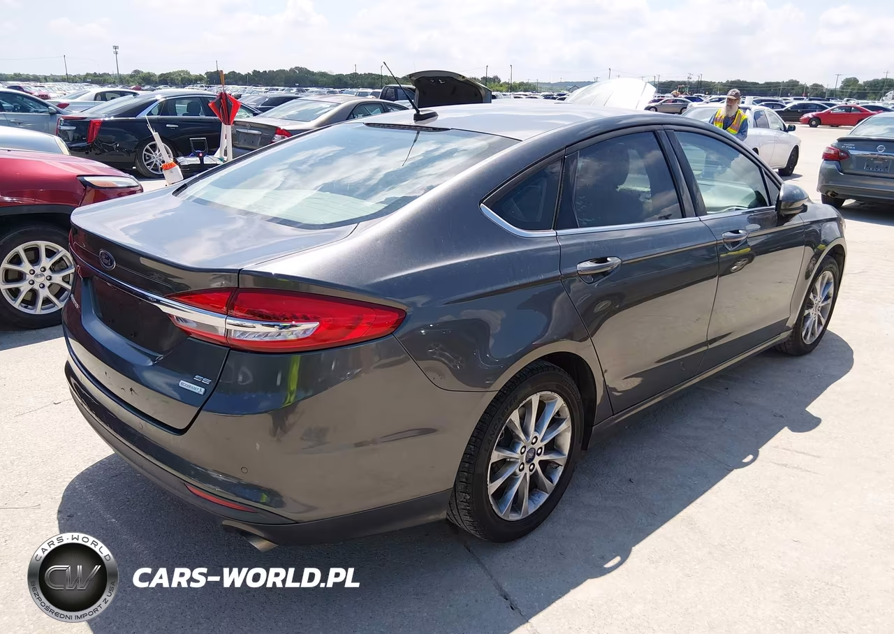 2017 Ford Fusion Se VIN:3FA6P0HD0HR289976 - 4