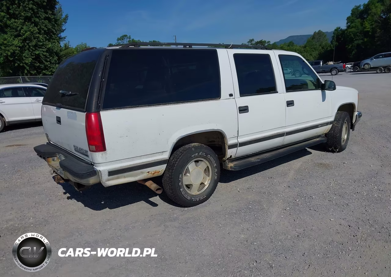 1997 Chevrolet Suburban 1500 VIN:3GNFK16RXVG182168 - 4