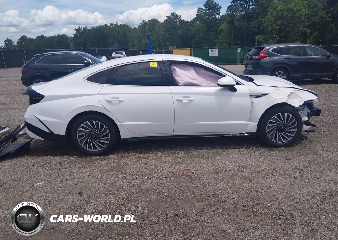 2025 Hyundai Sonata Hybrid Sel VIN:KMHL34JJ0SA123020 - 14