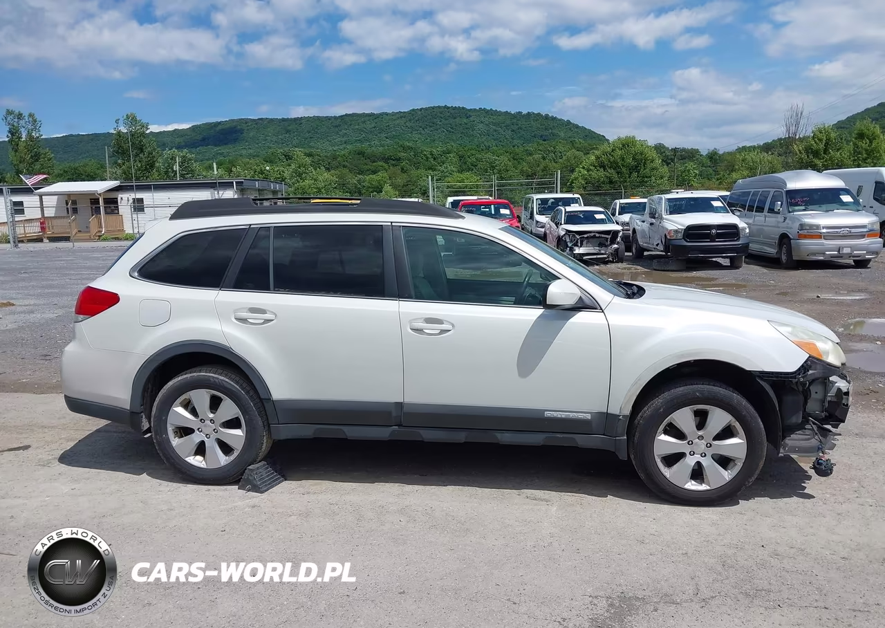 2010 Subaru Outback 2.5I Premium VIN:4S4BRBCC9A3369029 - 13
