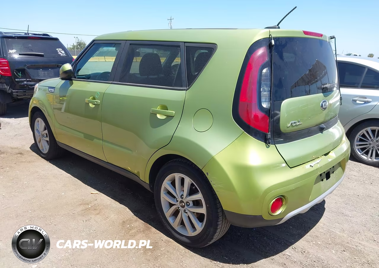 2018 Kia Soul + VIN:KNDJP3A54J7891589 - 3