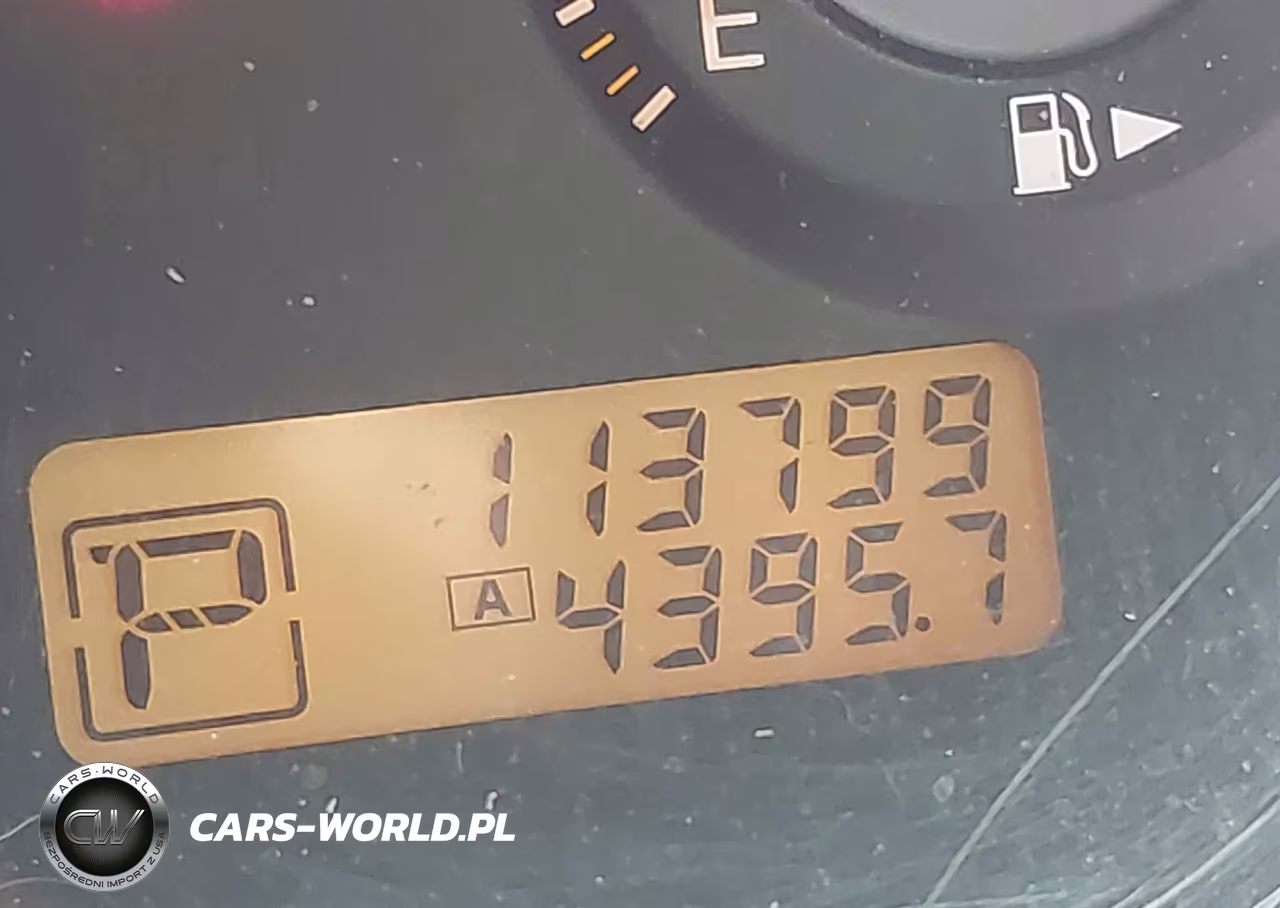 2008 Nissan Versa 1.8 S VIN:3N1BC11E08L456274 - 16