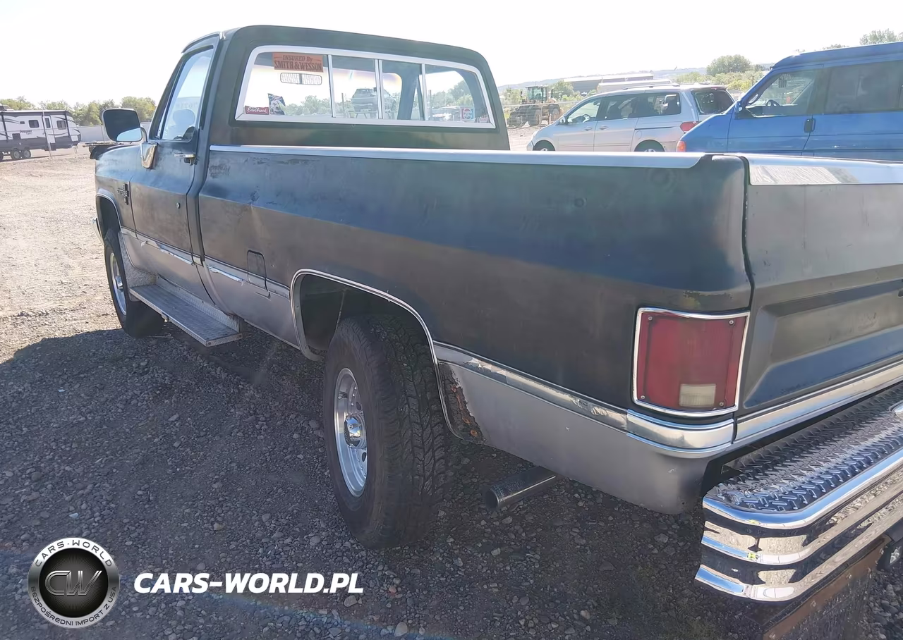 1983 Chevrolet K20 VIN:1GCGK24M0DF330466 - 12