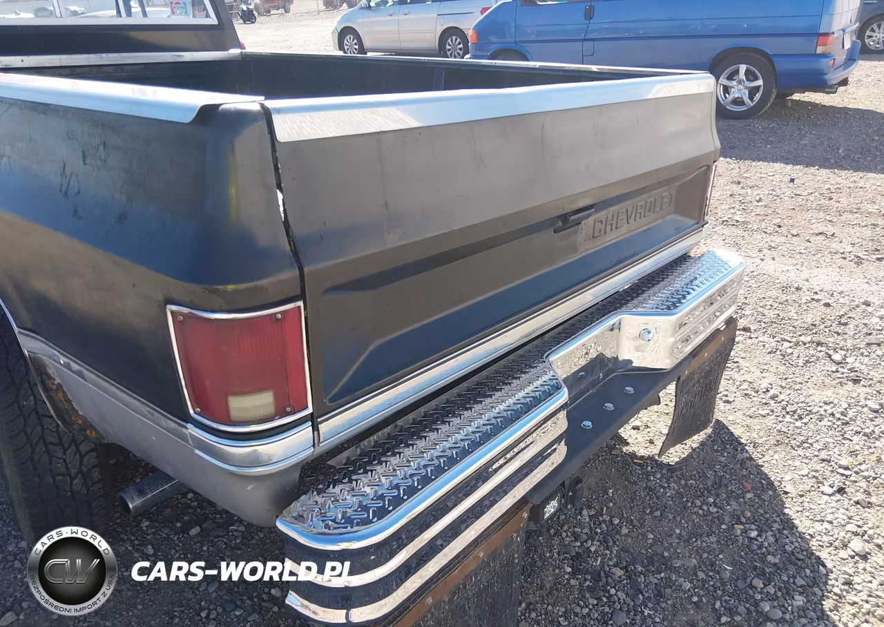 1983 Chevrolet K20 VIN:1GCGK24M0DF330466 - 13