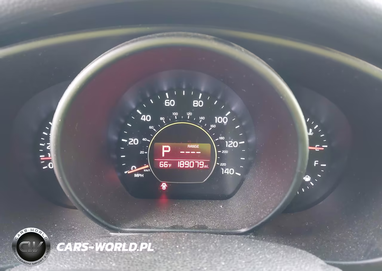 2015 Kia Soul VIN:KNDJN2A22F7808626 - 7