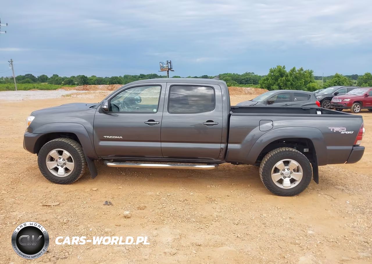 2013 Toyota Tacoma Base V6 VIN:3TMMU4FN8DM051491 - 13