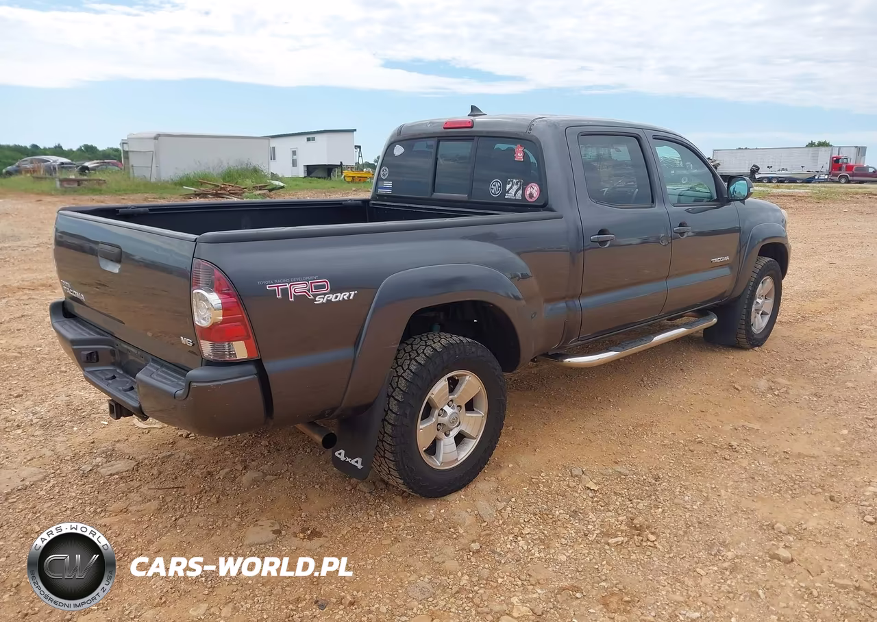 2013 Toyota Tacoma Base V6 VIN:3TMMU4FN8DM051491 - 4