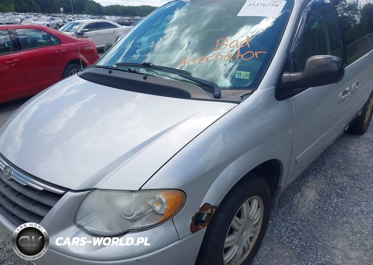 2007 Chrysler Town & Country Touring VIN:2A4GP54LX7R197913 - 13