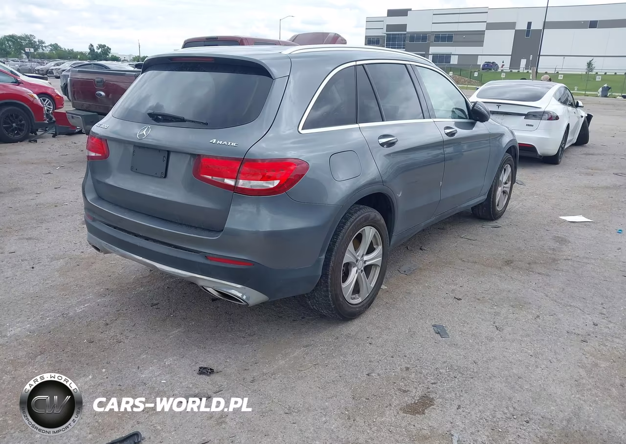 2016 Mercedes-Benz Glc 300 4Matic VIN:WDC0G4KB9GF068770 - 4