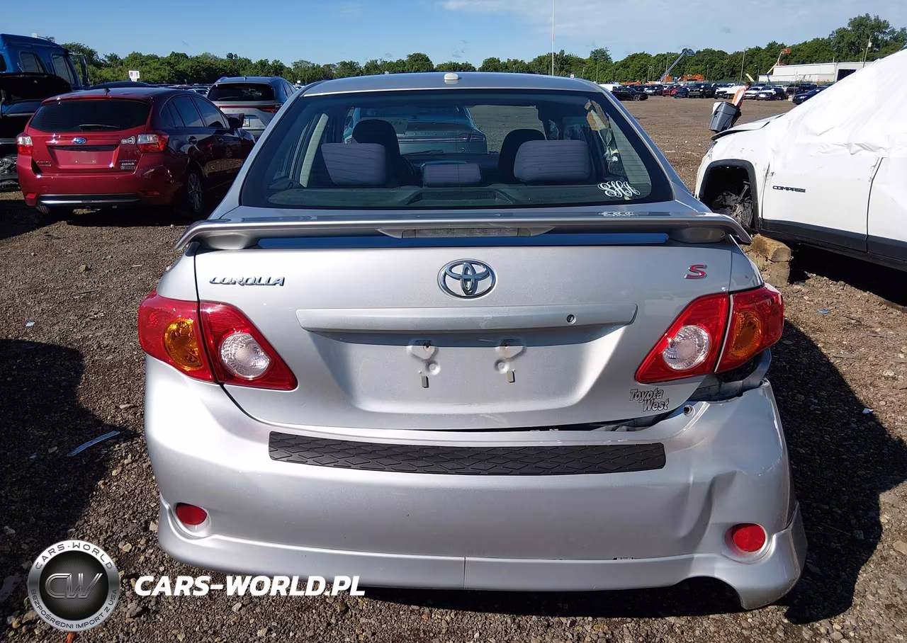 2010 Toyota Corolla S VIN:2T1BU4EE6AC326885 - 17