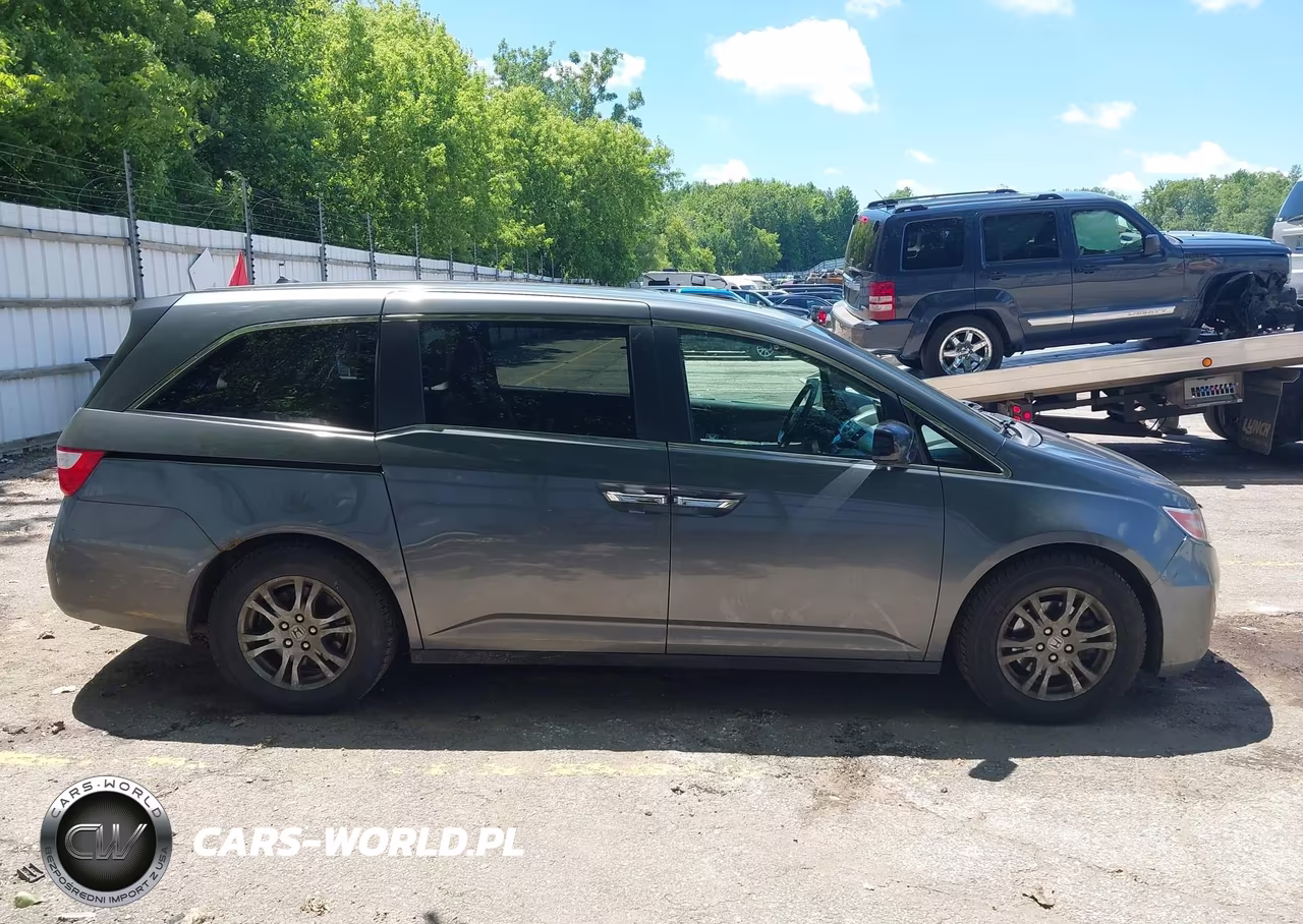 2011 Honda Odyssey Ex-L VIN:5FNRL5H6XBB016165 - 14