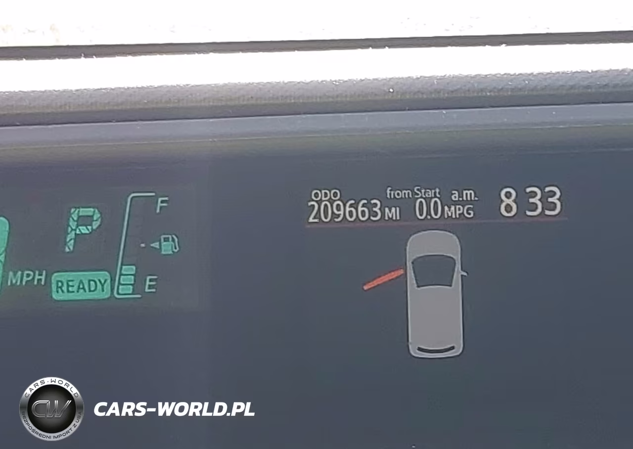 2013 Toyota Prius C One VIN:JTDKDTB31D1555996 - 15