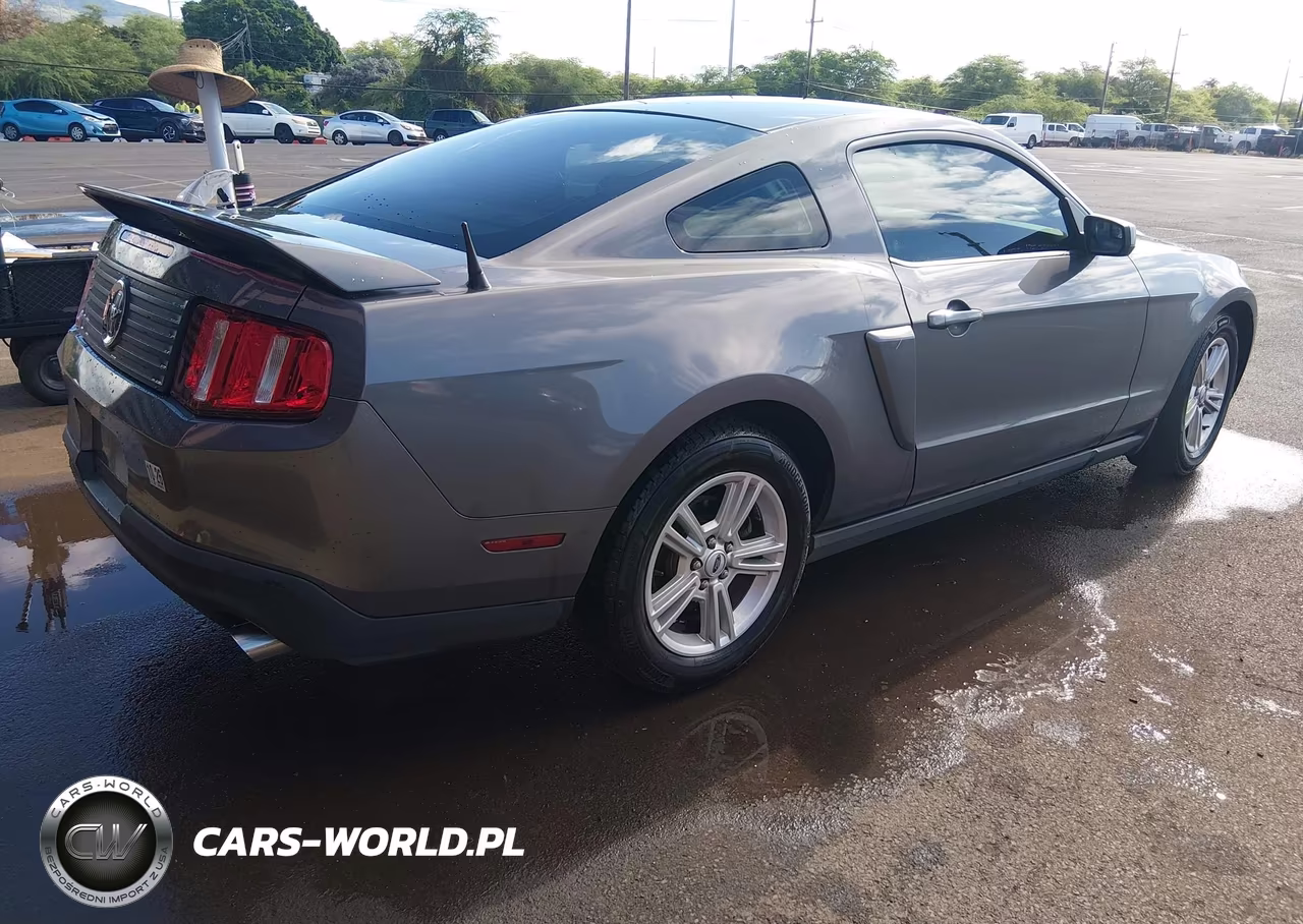 2011 Ford Mustang V6 VIN:1ZVBP8AM9B5152351 - 4