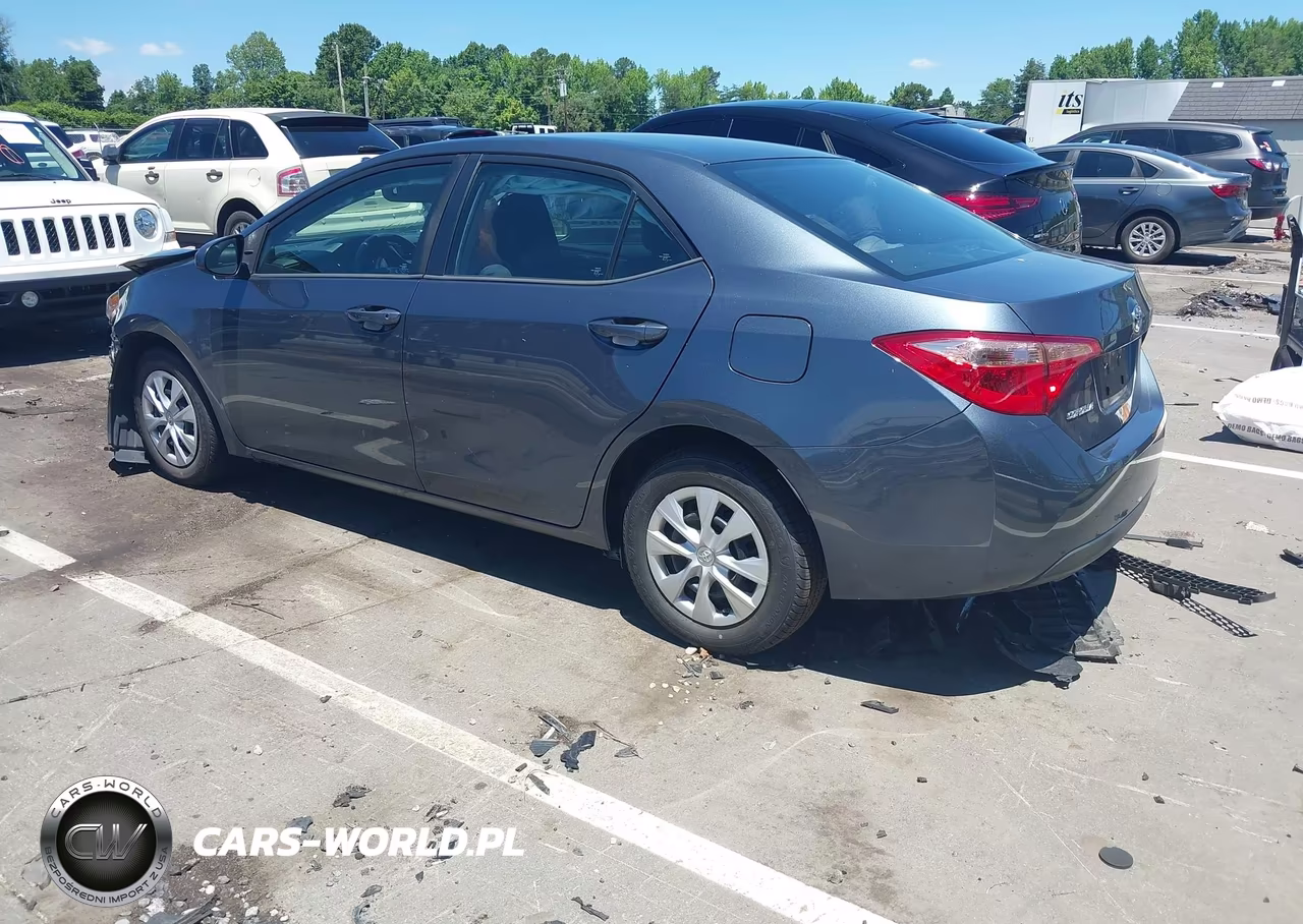 2019 Toyota Corolla L VIN:2T1BURHE8KC209187 - 3