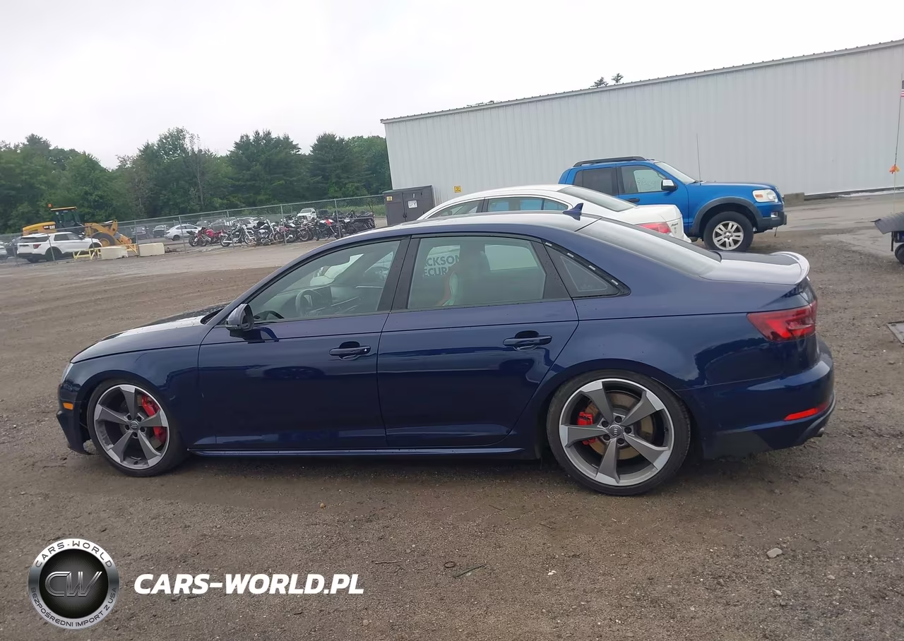 2018 Audi S4 Premium Plus VIN:WAUB4AF43JA007949 - 15