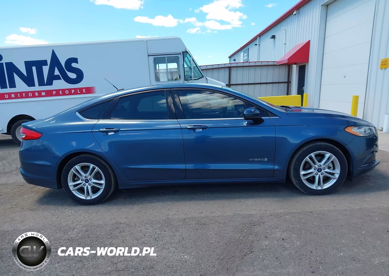 2018 Ford Fusion Hybrid S VIN:3FA6P0UU3JR209467 - 14