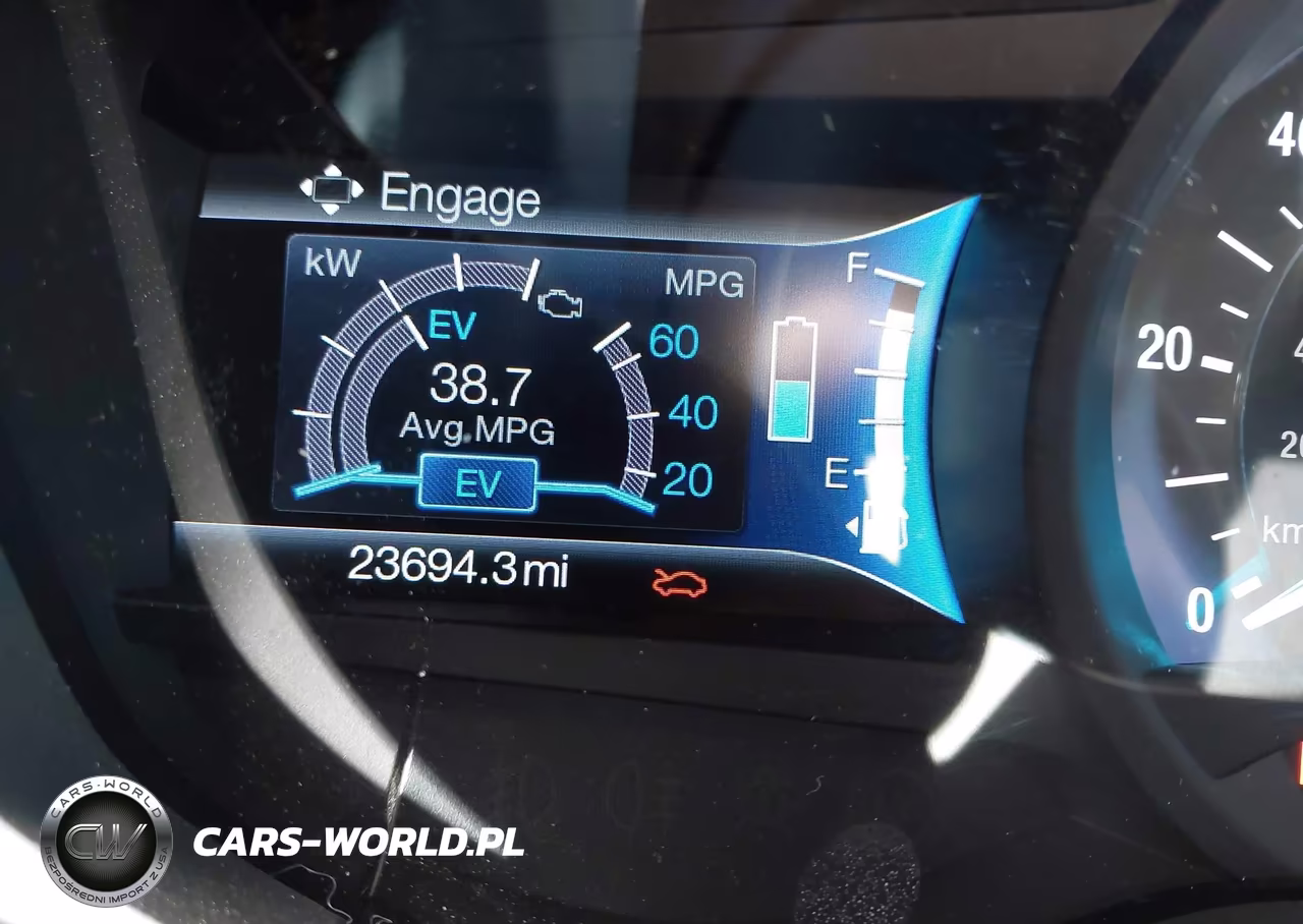 2018 Ford Fusion Hybrid S VIN:3FA6P0UU3JR209467 - 16