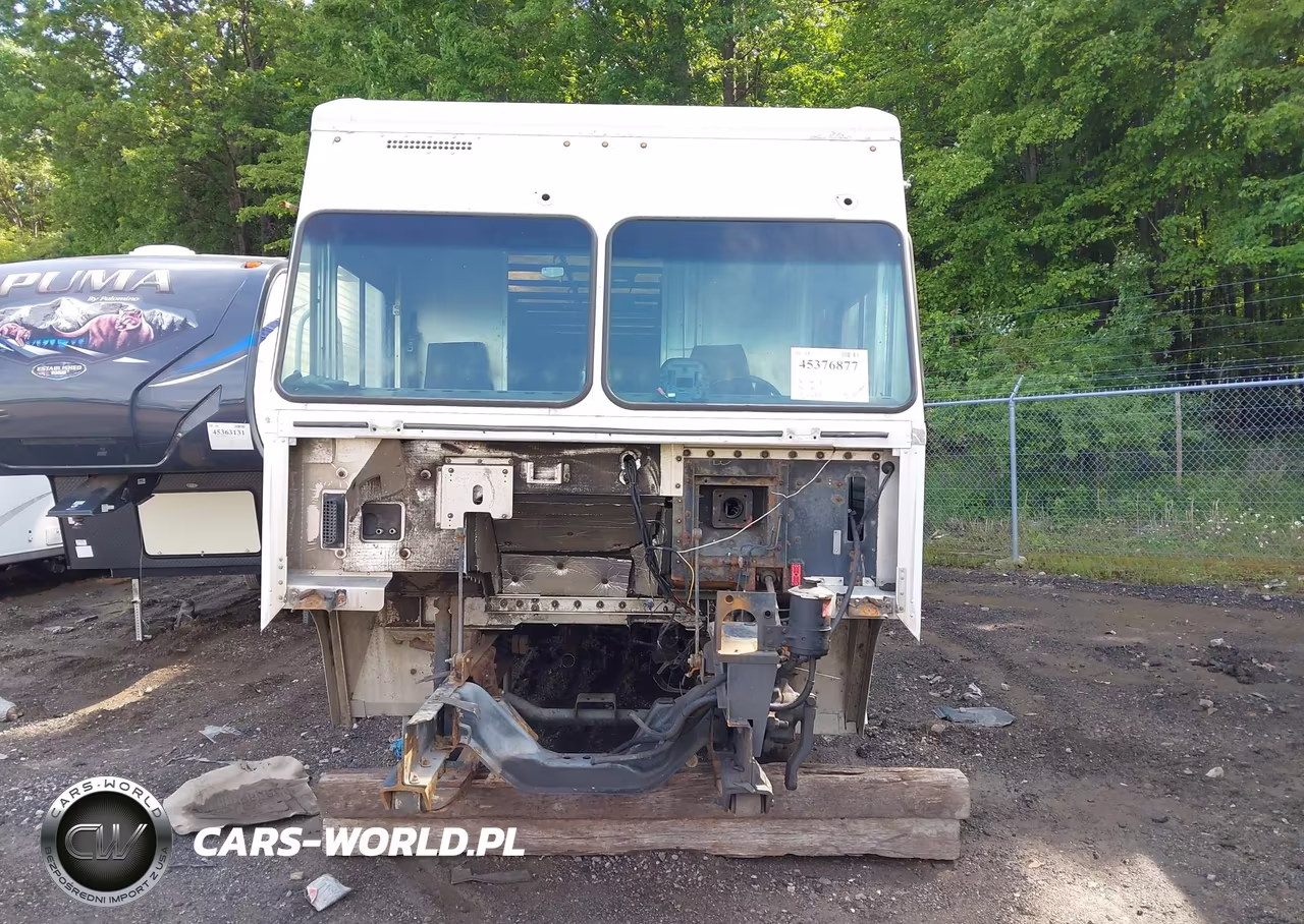 2015 Ford F-59 Commercial Stripped VIN:1F66F5KY9F0A03905 - 13