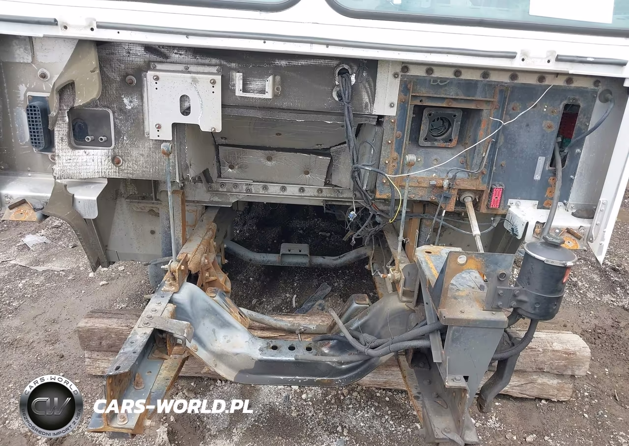 2015 Ford F-59 Commercial Stripped VIN:1F66F5KY9F0A03905 - 9