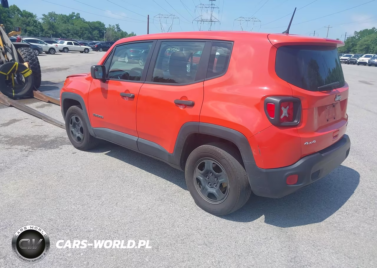 2018 Jeep Renegade Sport 4X4 VIN:ZACCJBAB9JPG78862 - 3