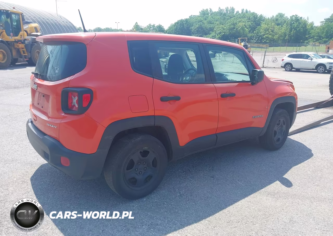 2018 Jeep Renegade Sport 4X4 VIN:ZACCJBAB9JPG78862 - 4