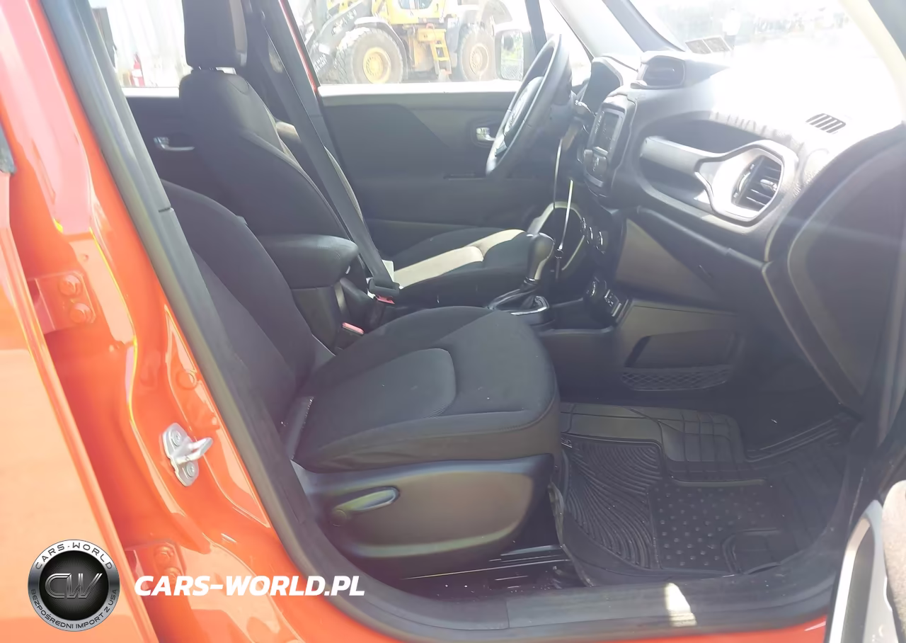 2018 Jeep Renegade Sport 4X4 VIN:ZACCJBAB9JPG78862 - 5