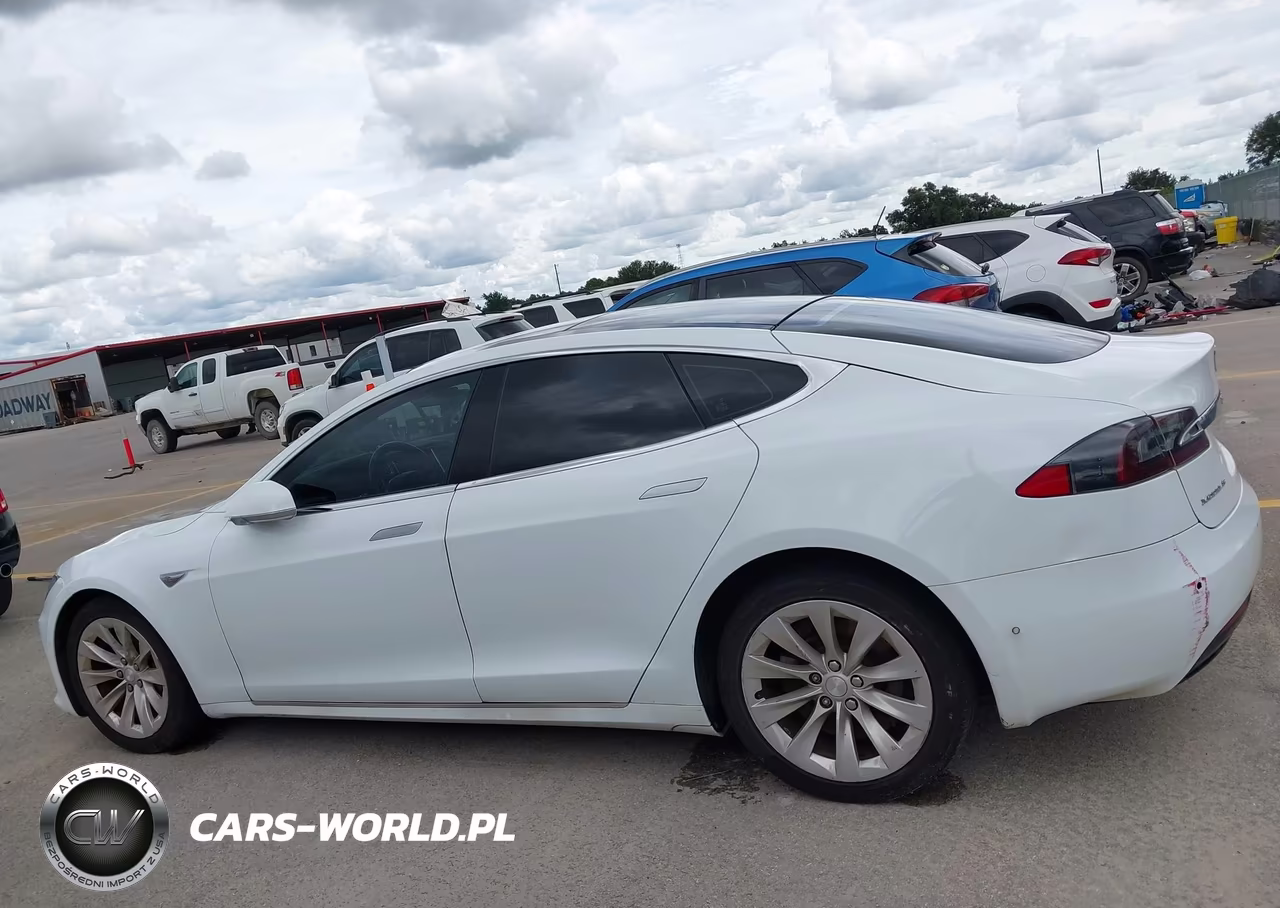 2016 Tesla Model S 60-70-75-85 VIN:5YJSA1E16GF152390 - 14