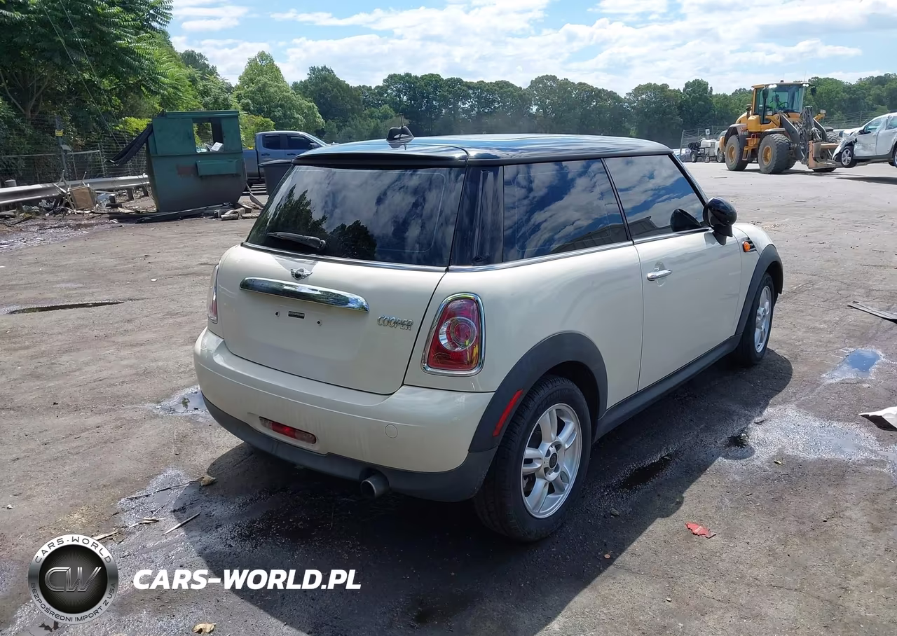 2012 Mini Cooper VIN:WMWSU3C57CT253936 - 4