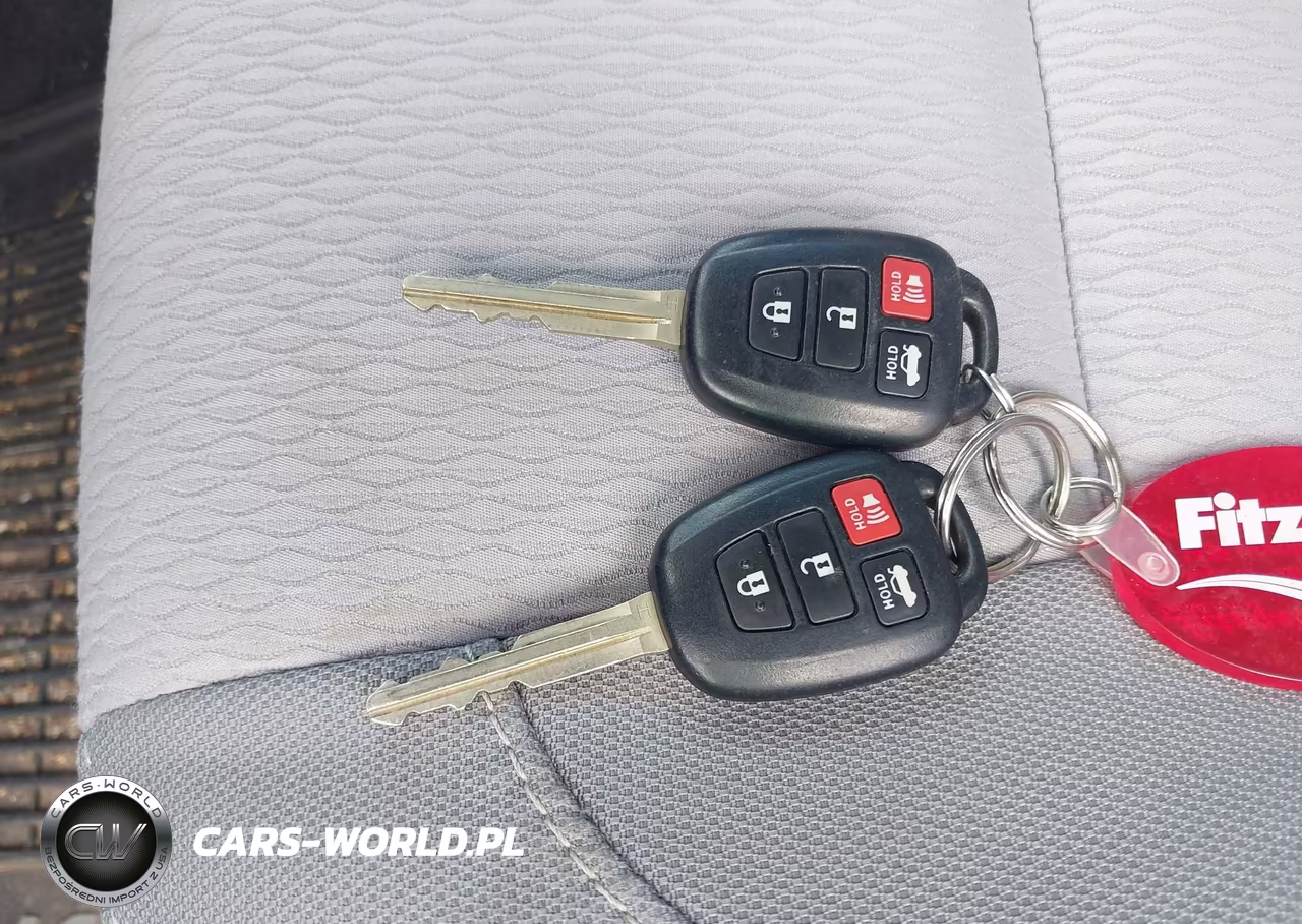 2015 Toyota Corolla Le Plus VIN:2T1BURHE1FC381647 - 11