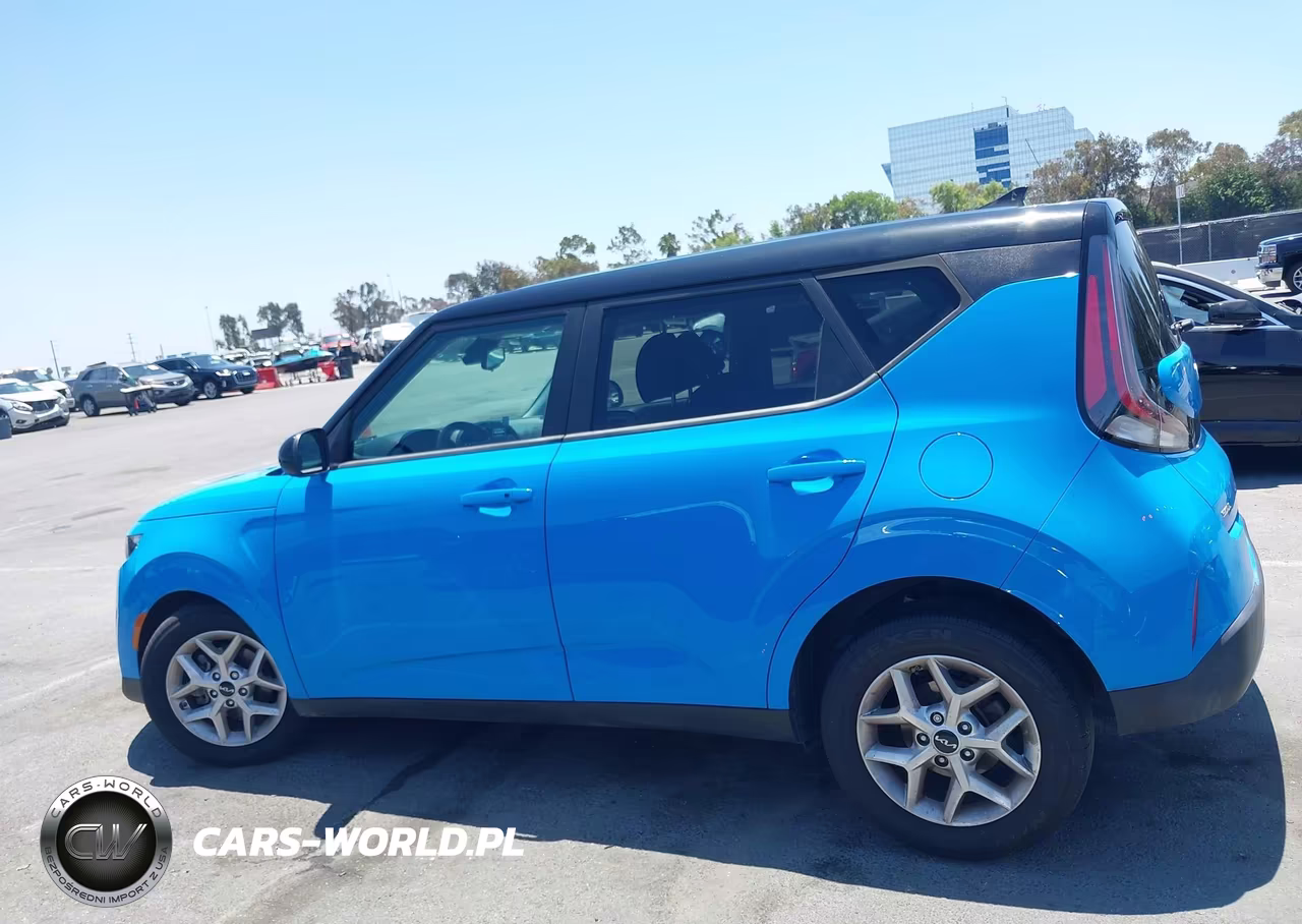2024 Kia Soul S VIN:KNDJ23AU2R7226773 - 14