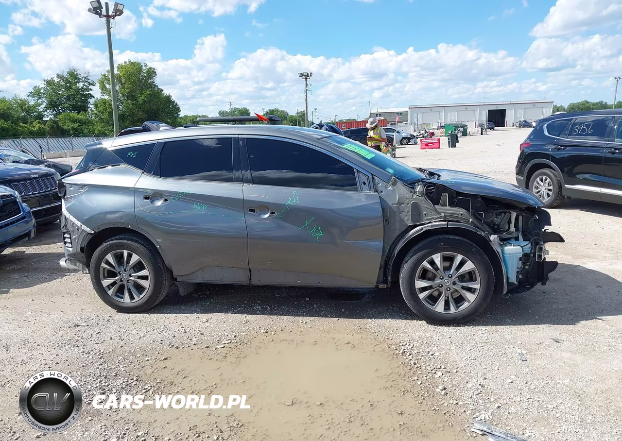 2018 Nissan Murano S VIN:5N1AZ2MH2JN156658 - 13