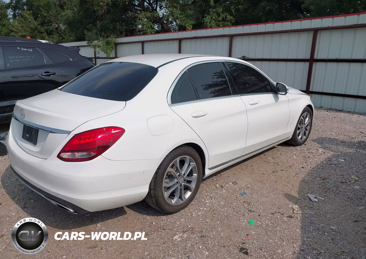 2017 Mercedes-Benz C 300 VIN:55SWF4JB7HU200403 - 4