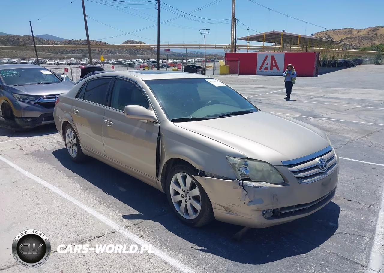 2005 Toyota Avalon Xls