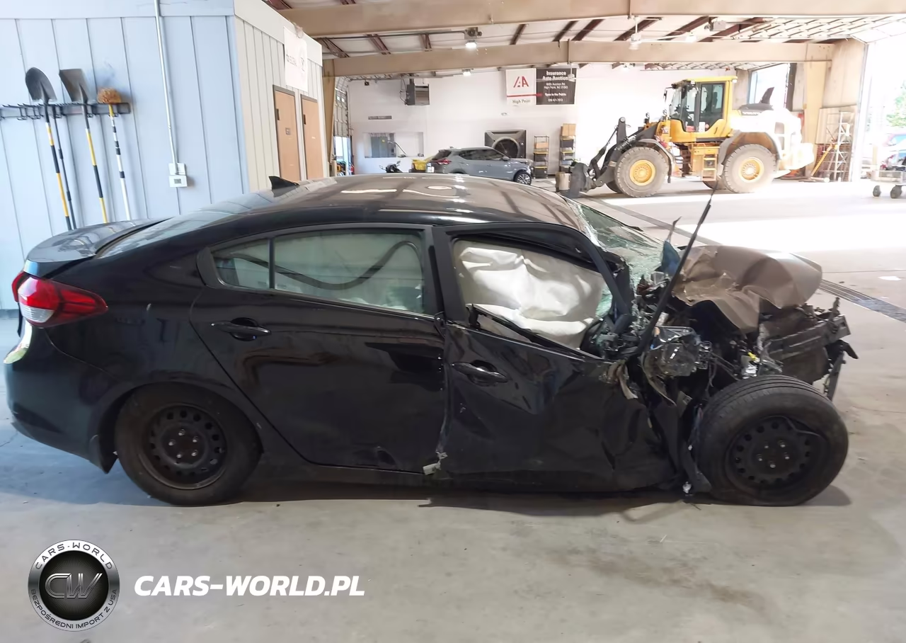 2017 Kia Forte Lx VIN:3KPFK4A77HE054549 - 14