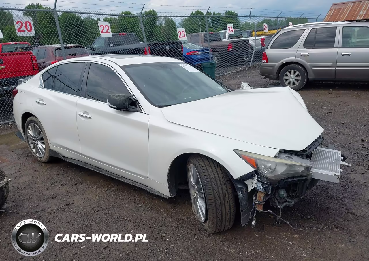 2018 Infiniti Q50 3.0T Luxe – zdjęcie 1 z 16