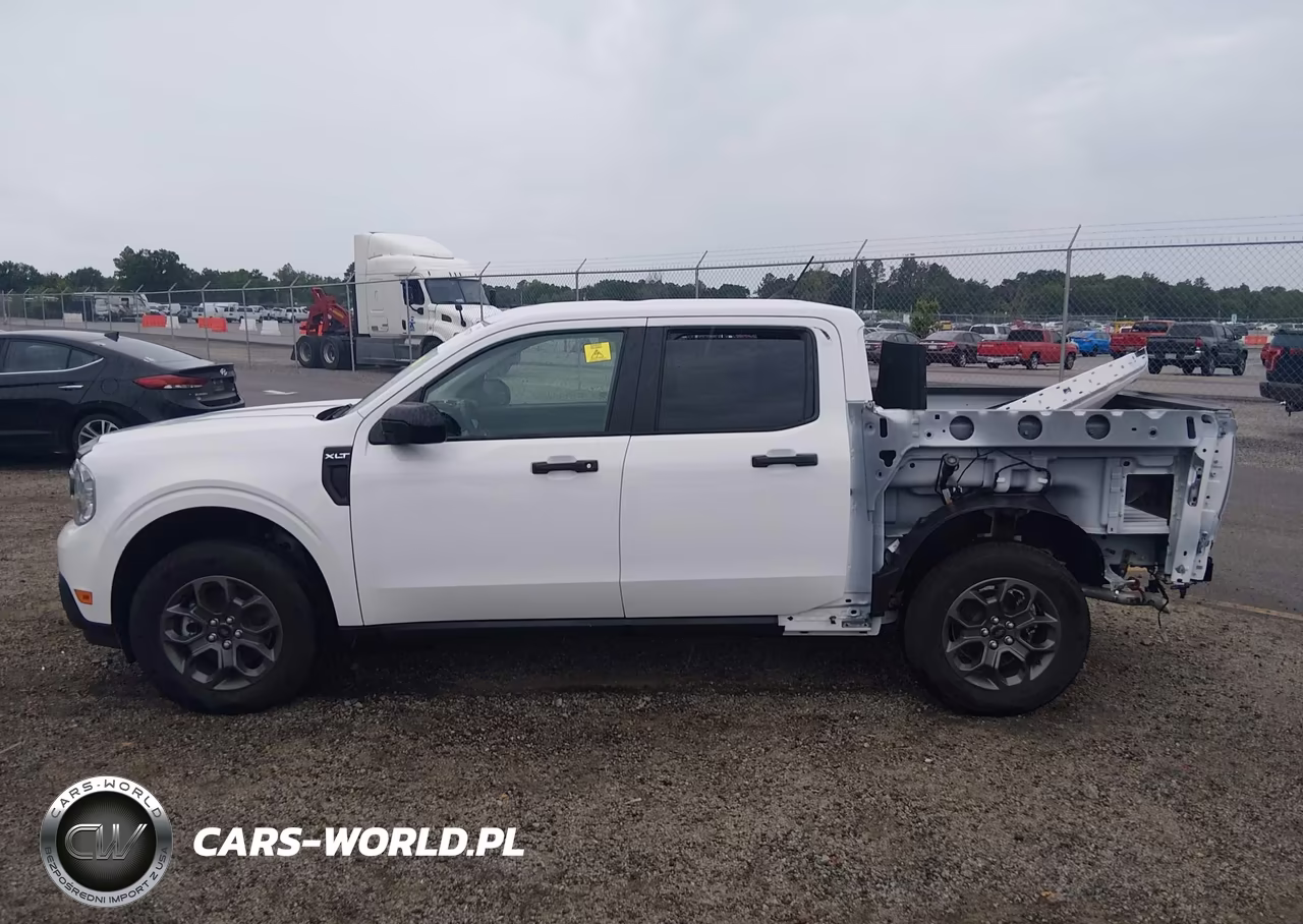 2024 Ford Maverick Xlt VIN:3FTTW8H36RRA73220 - 15