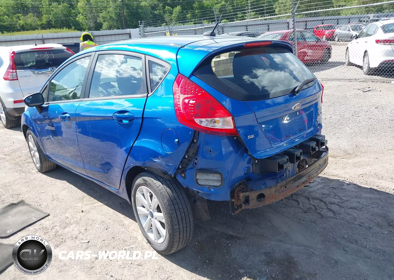 2011 Ford Fiesta Se VIN:3FADP4EJ1BM232697 - 3