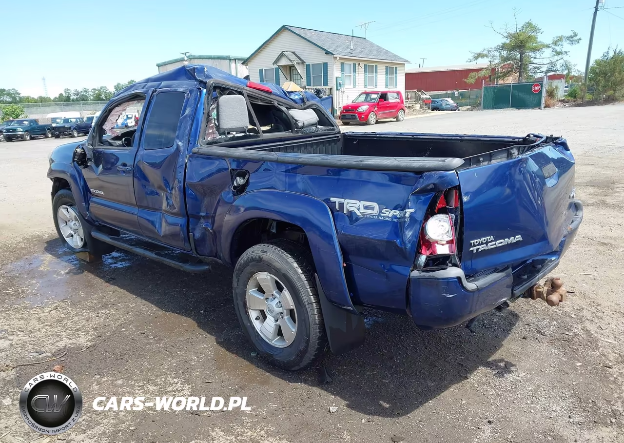 2014 Toyota Tacoma Prerunner V6 VIN:5TFTU4GN8EX055269 - 3
