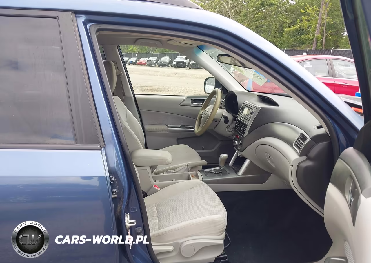 2013 Subaru Forester 2.5X Premium VIN:JF2SHADCXDH435600 - 5