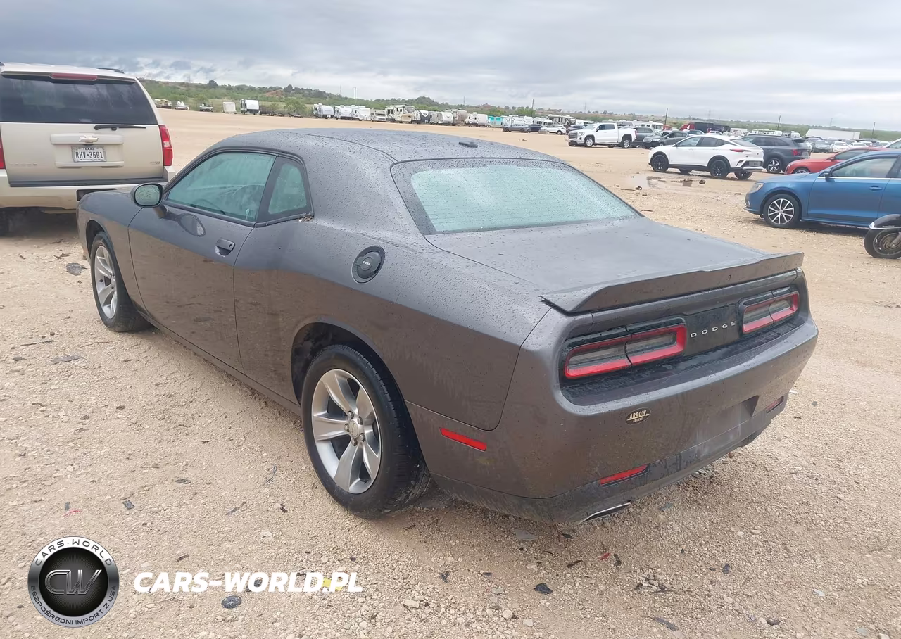 2018 Dodge Challenger Sxt VIN:2C3CDZAG9JH286854 - 3
