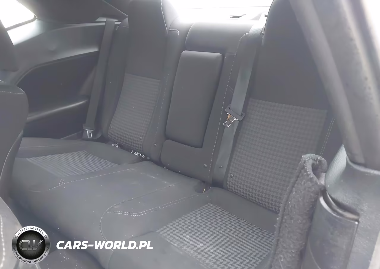 2018 Dodge Challenger Sxt VIN:2C3CDZAG9JH286854 - 8