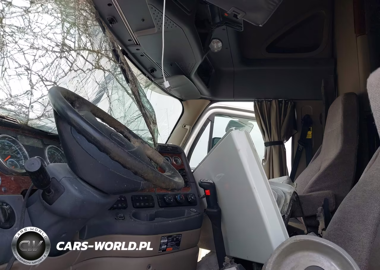 2018 Freightliner Cascadia 125 VIN:3AKJGLDR3JSJB7512 - 7