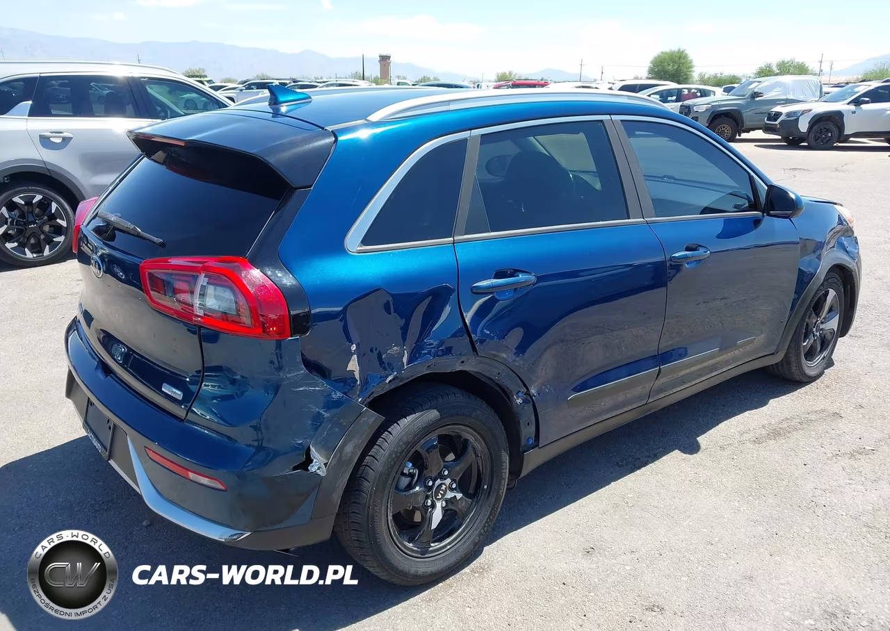 2017 Kia Niro Lx VIN:KNDCB3LC7H5104191 - 4