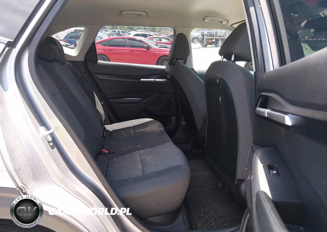 2023 Kia Seltos Lx VIN:KNDEPCAAXP7424409 - 8