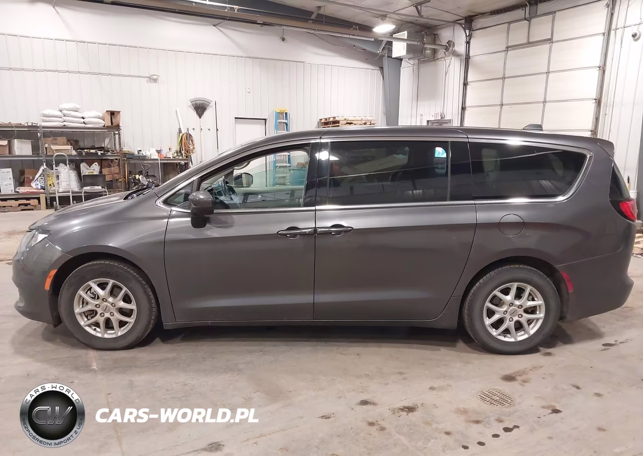 2022 Chrysler Voyager Lx VIN:2C4RC1CG7NR127760 - 14