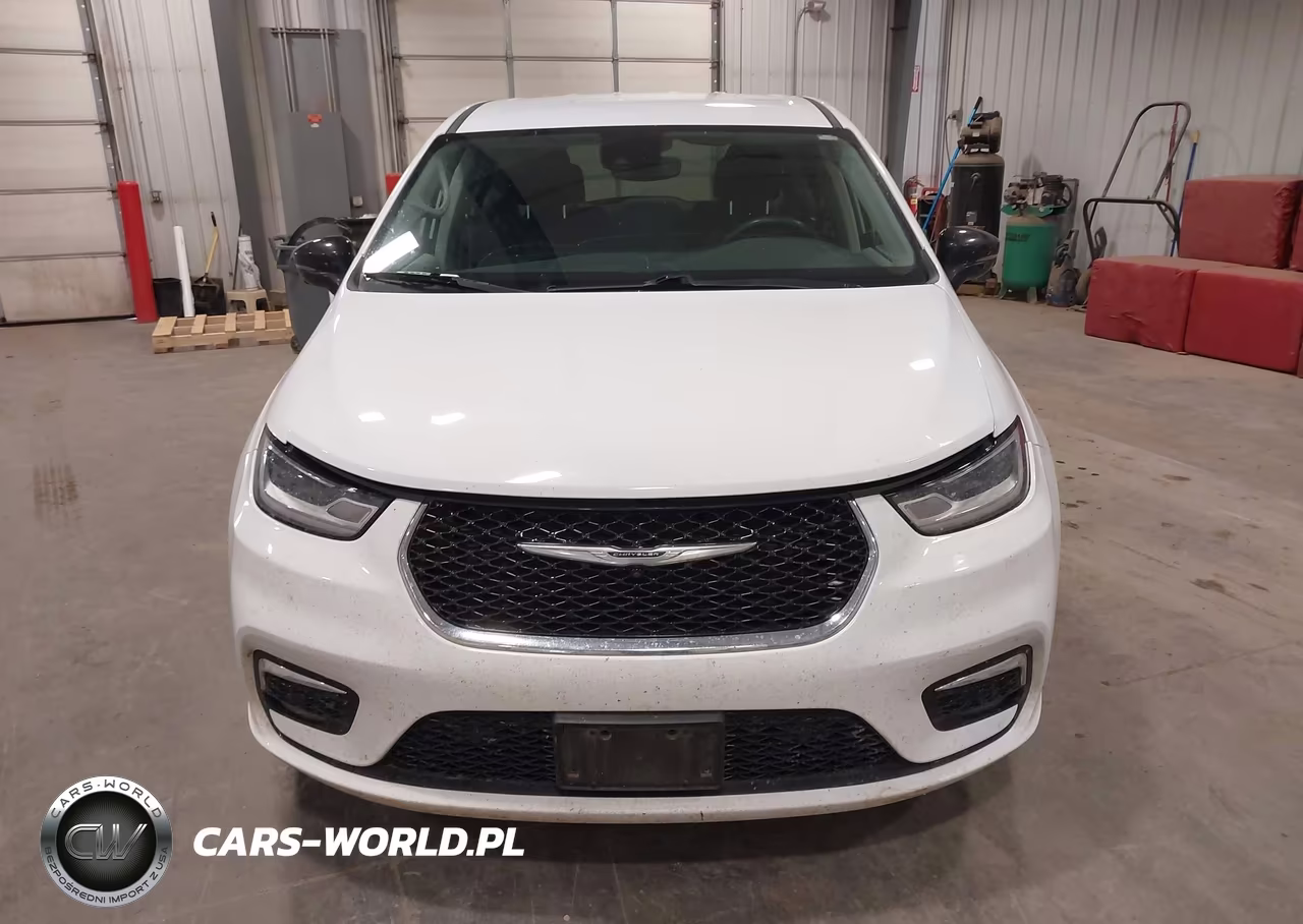 2024 Chrysler Pacifica Touring L VIN:2C4RC1BG6RR112710 - 12